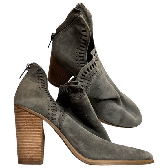 Vince Camuto Women's Fileana Split Shaft Suede Ankle Heel Booties Gray‎ Size 8.5 - Picture 6 of 14